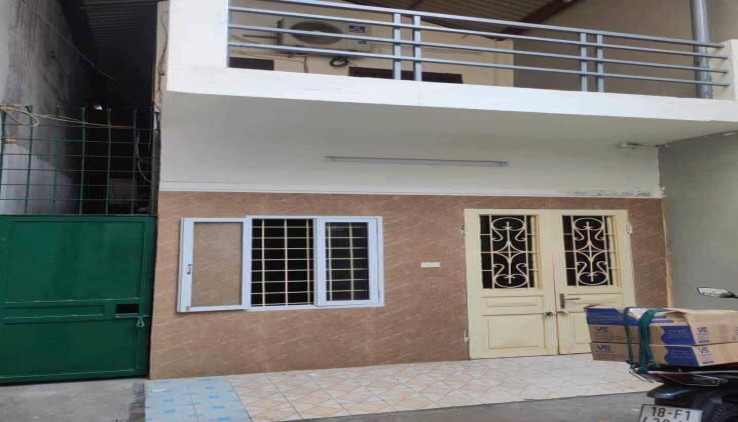 Cho thuê nhà nguyên căn ngõ 139 Tam Trinh, 40m2, 4 tầng, 9 Triệu, vào ngay